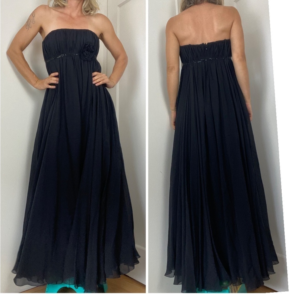 PAMELLA ROLAND Black Silk Chiffon Strapless Empire Waist Rosette Gown size 6